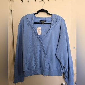 Women's Cropped Hoodie